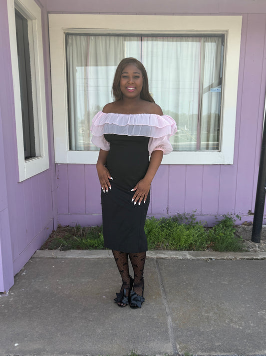 Dark Feminine Spring – Black Bodycon Dress with Pink Ruffle Detail