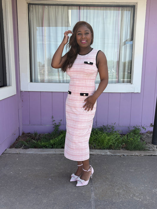 The Bossy Chic – Pink & Black Bodycon Dress